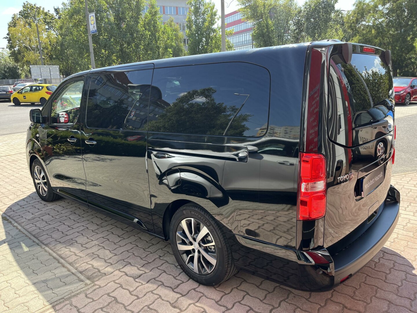 Toyota PROACE