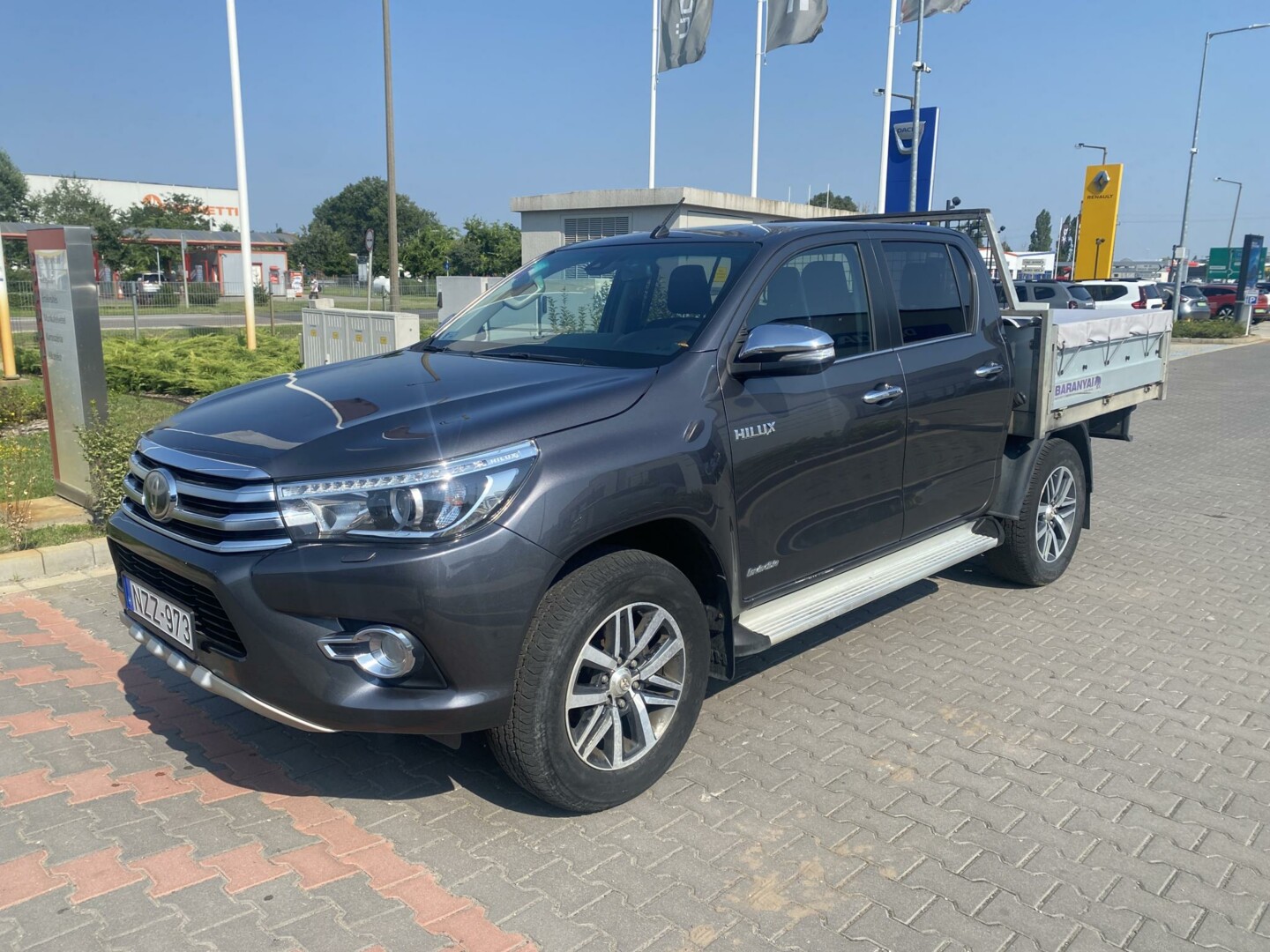 Toyota Hilux